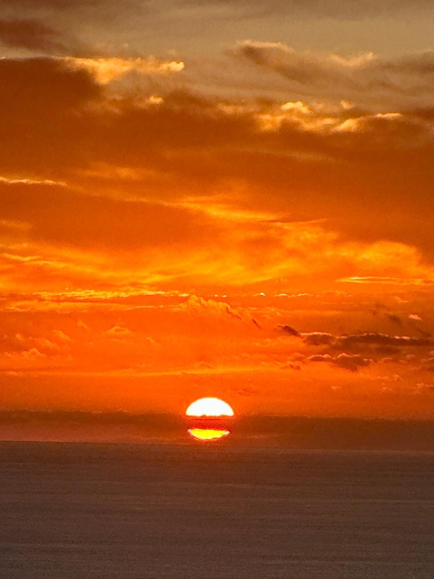 Tenerife Holidays Адехе Екстер'єр фото