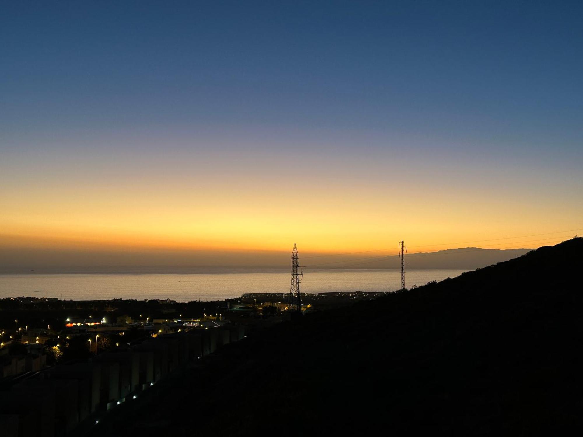 Tenerife Holidays Адехе Екстер'єр фото