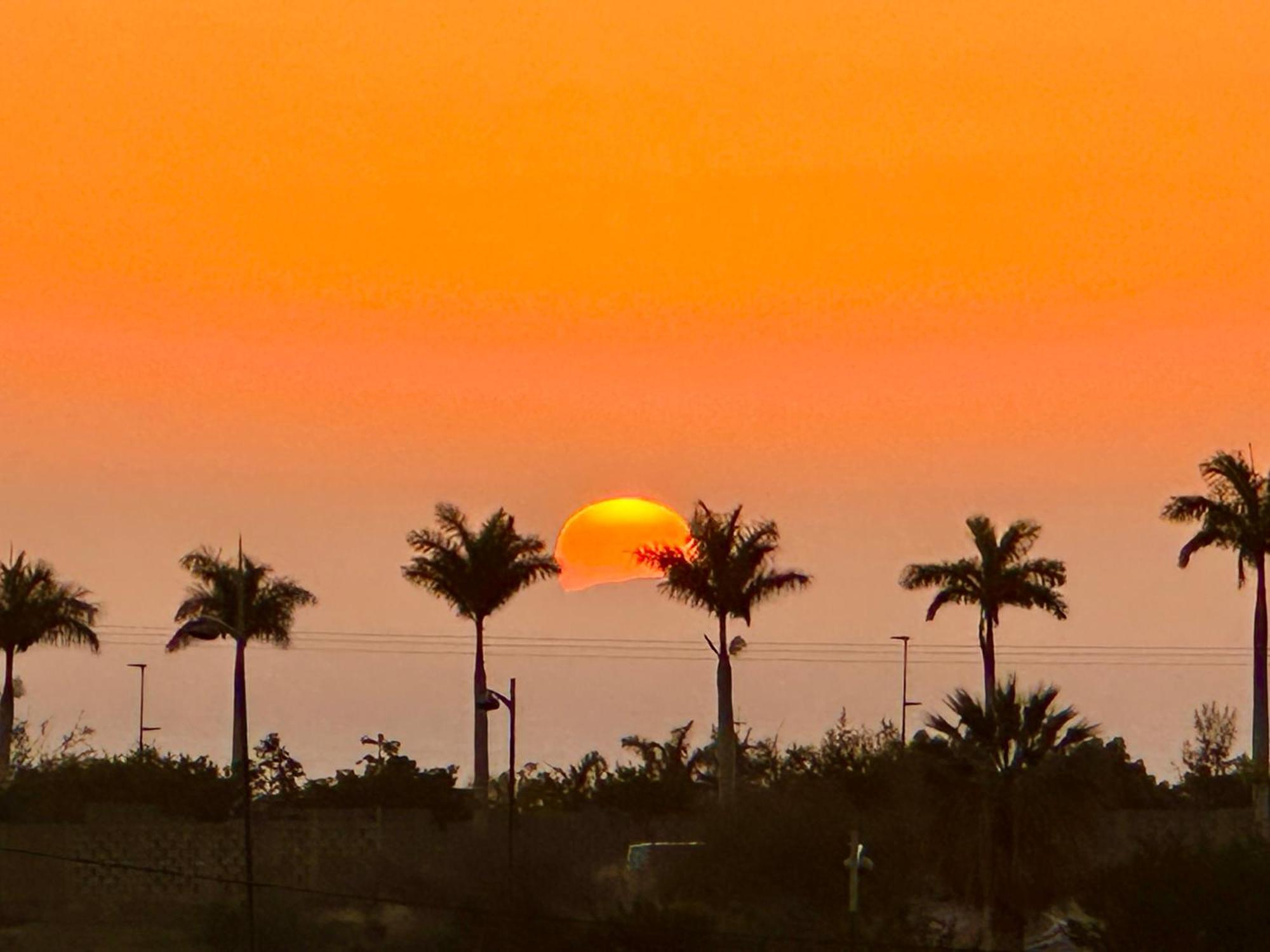 Tenerife Holidays Адехе Екстер'єр фото