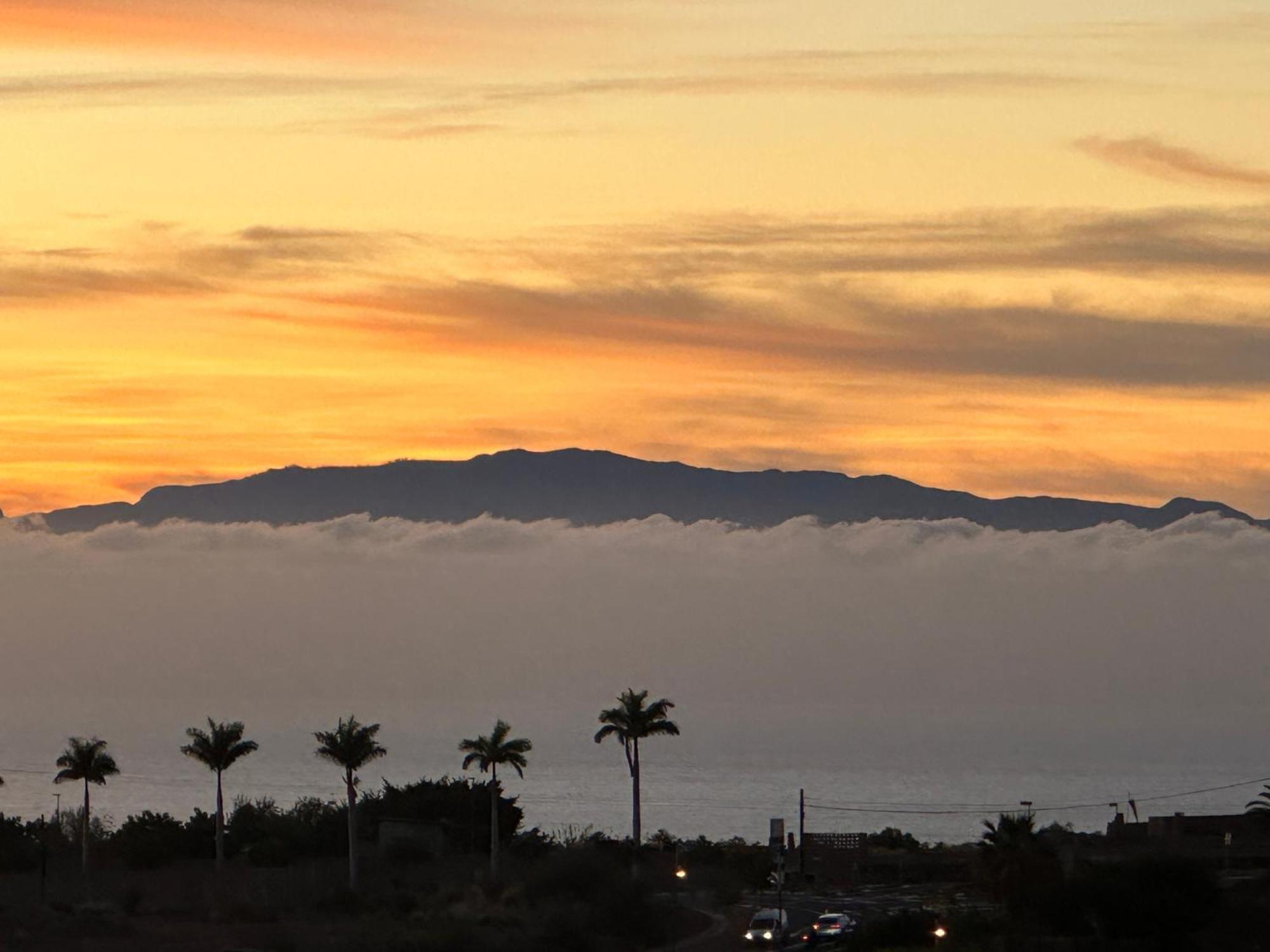 Tenerife Holidays Адехе Екстер'єр фото