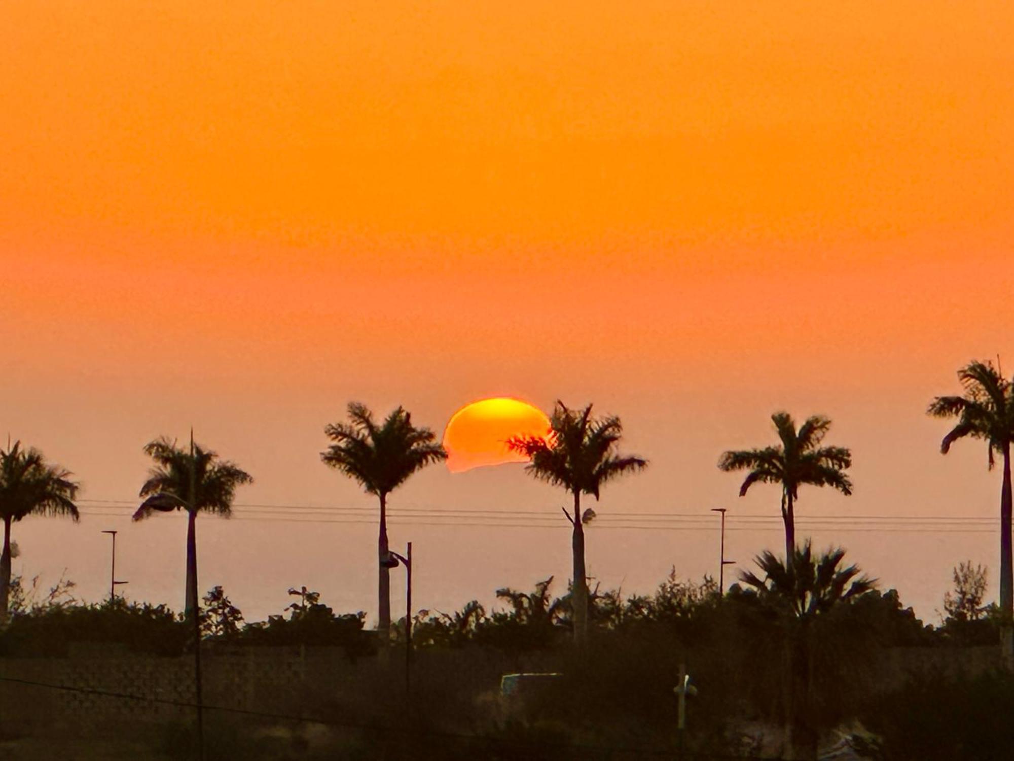 Tenerife Holidays Адехе Екстер'єр фото